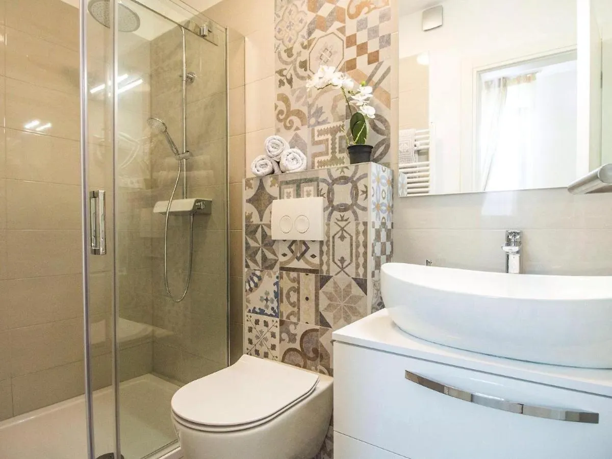 Pino Luxury Rooms And Apartment Split
