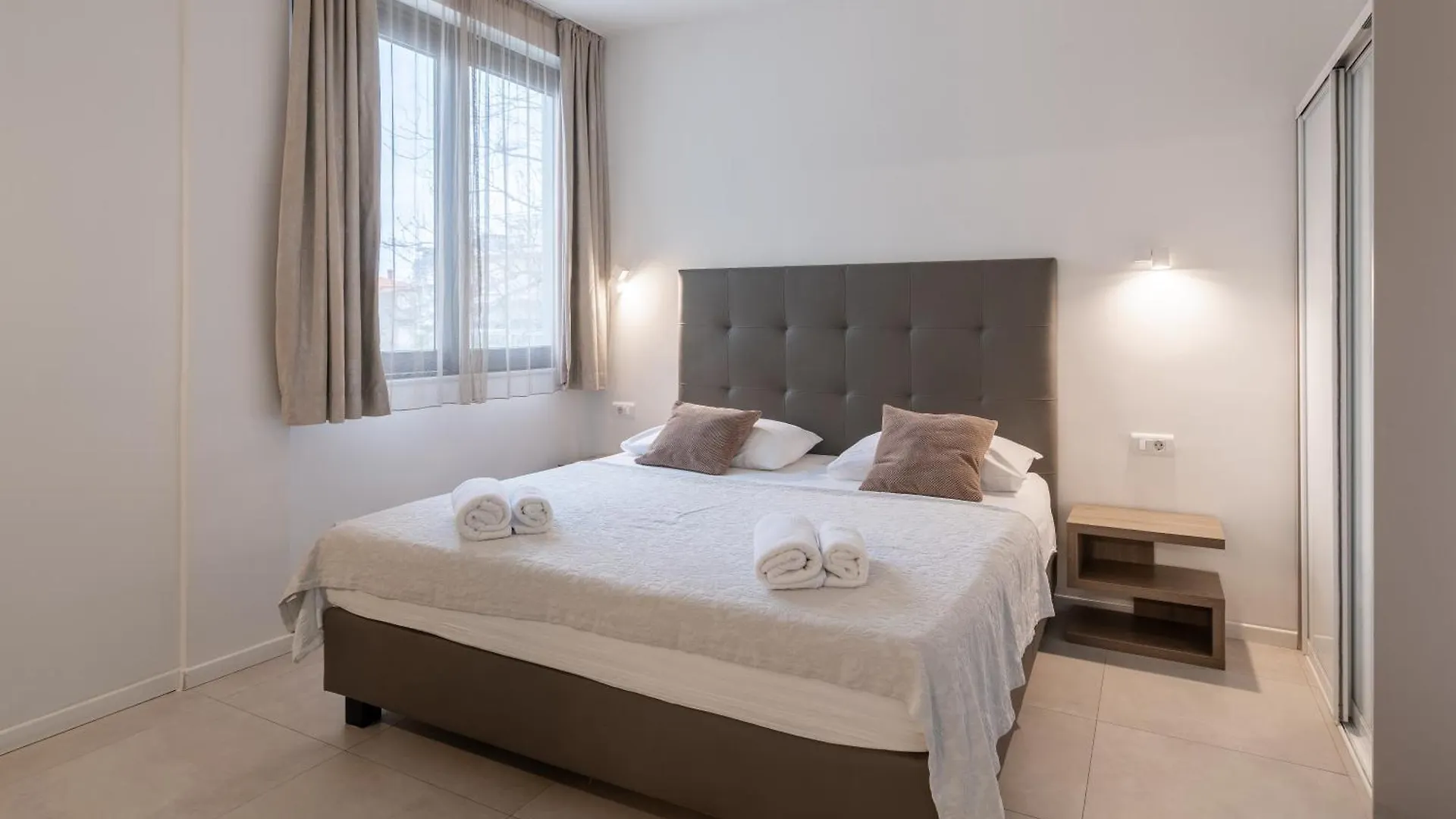 Pino Luxury Rooms And Apartment Split