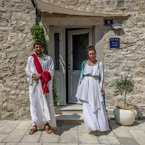 Guest house Diocletian Luxury, Split