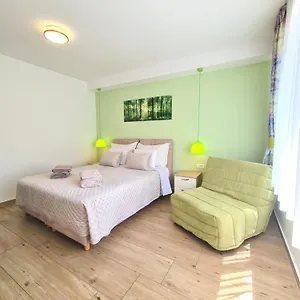 Guest house Coloured, Split