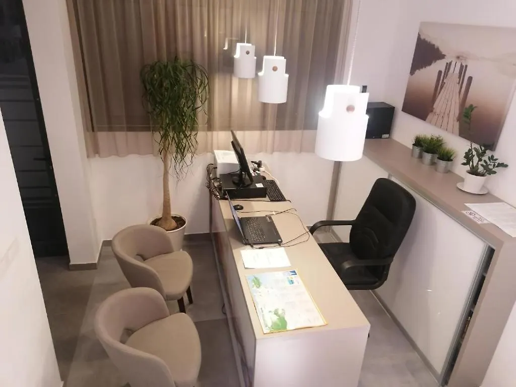 Pino Luxury Rooms And Apartment 스플리트